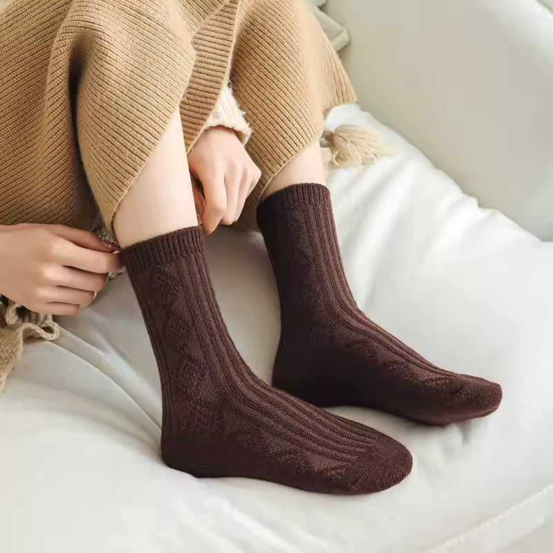 2 Pairs Winter Wool Socks Women Diamond Check Warm Velvet Cashmere Socks Mid Calf Thicken Solid Black White Socks Korean Japan